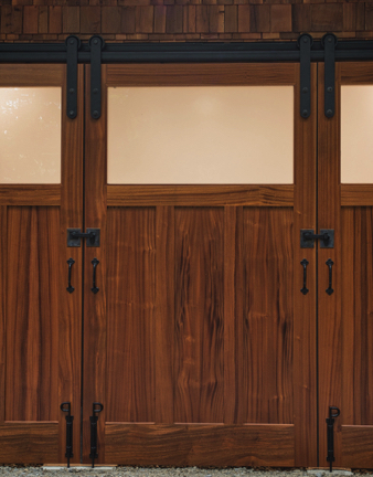 Center Door. Center Door.